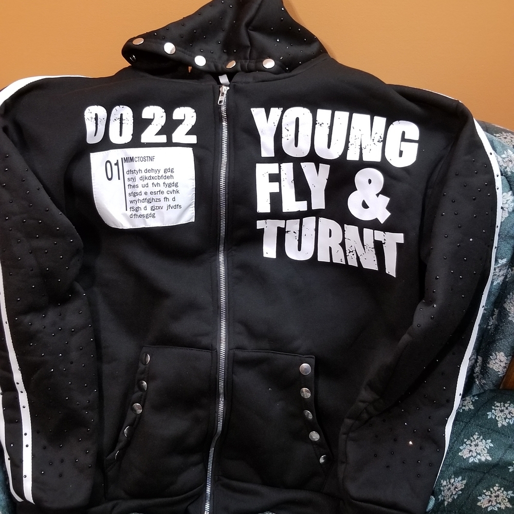 Young Fly And Turnt Black Sweatshirt Large, New